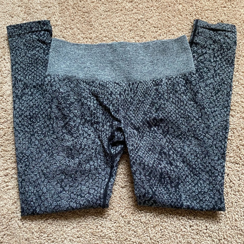 NVGTN black speckled snakeskin seamless leggings